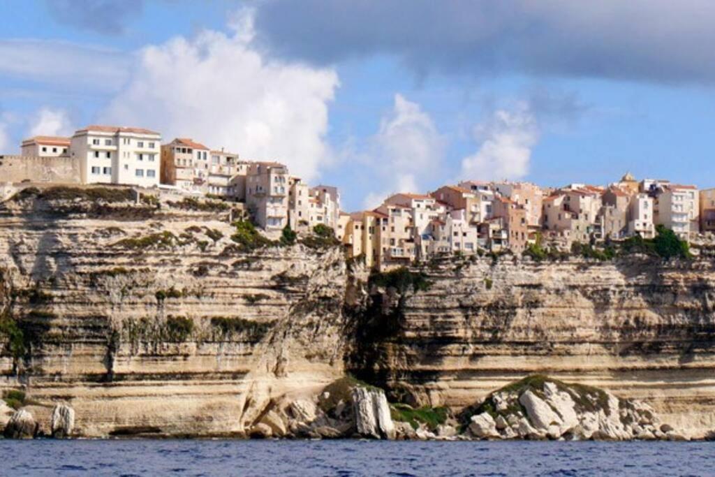Superbe T2 Neuf Bonifacio Avec Parking Gratuit Apartment Exterior photo