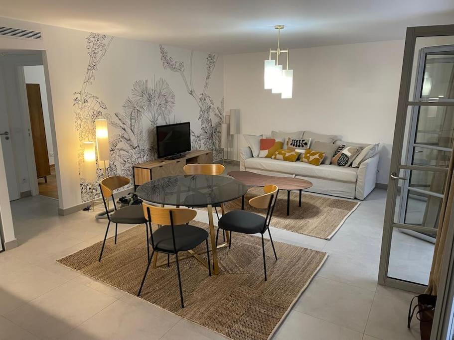 Superbe T2 Neuf Bonifacio Avec Parking Gratuit Apartment Exterior photo